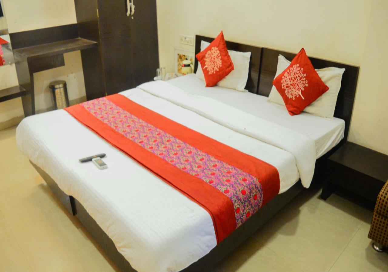 Hotel Royal Palace - 150 Meters From Mahakal Temple Ujjain Eksteriør billede